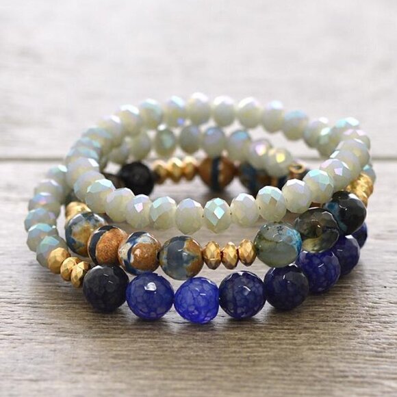 Sapphire Blue Aurora Borealis Green Gold Faceted Bead Adjustable Coil Bracelet - Picture 1 of 2